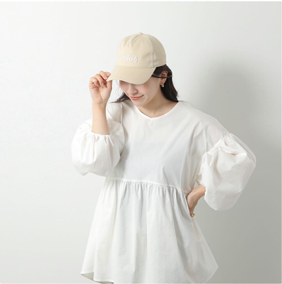 Chloé ベージュ刺繍ロゴキャップ