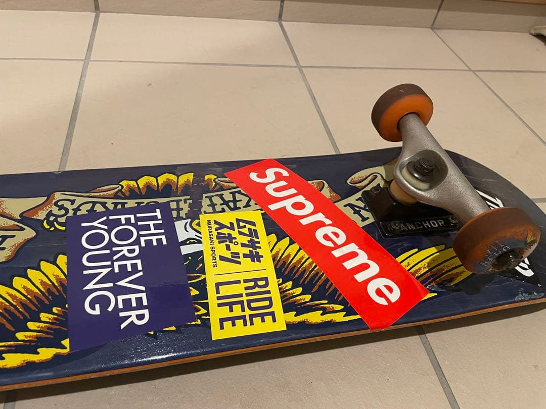 Antihero スケートボード