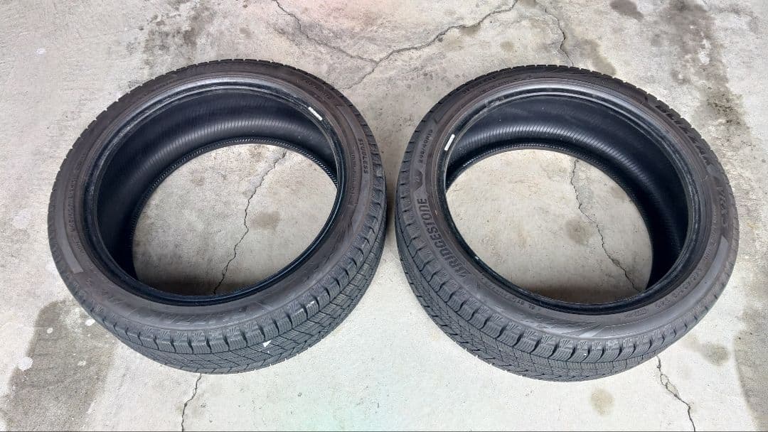 245/40R19 ブリジストン　VRX 3　スタッドレス　２本　ゴムのみ