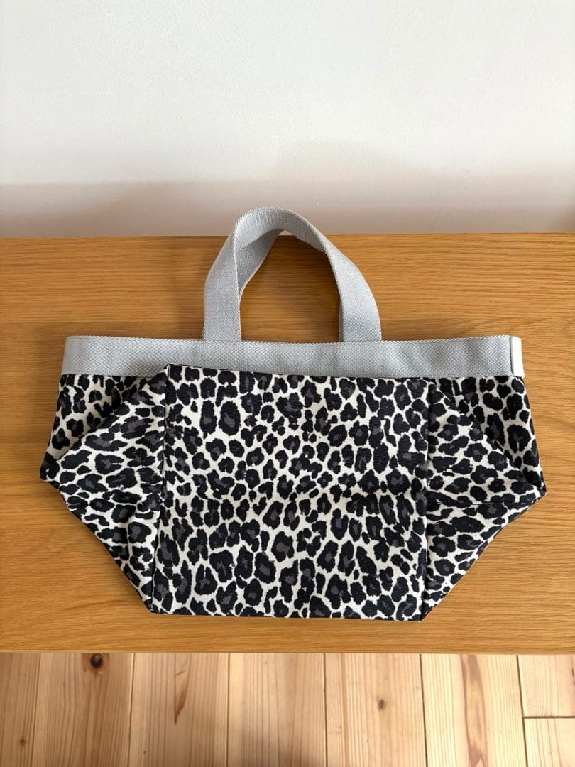 エルベシャプリエ　707C（舟型トートMサイズ） ハンドバッグ