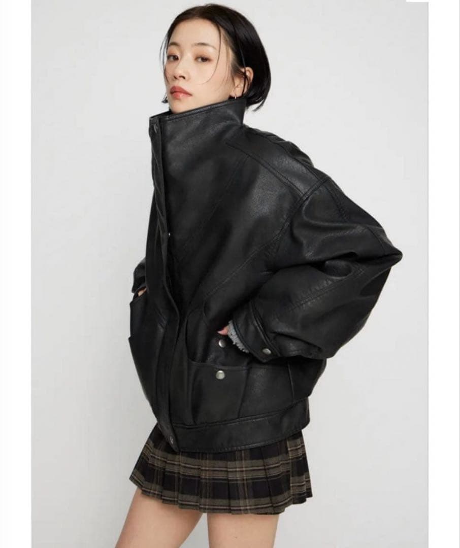 LAGUA GEM STAND NECK FAUX LEATHER ブルゾン