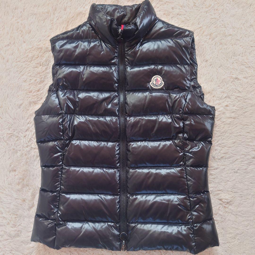 新品タグ付き モンクレール ダウンベスト GHANY 未使用に近い 1サイズ 黒