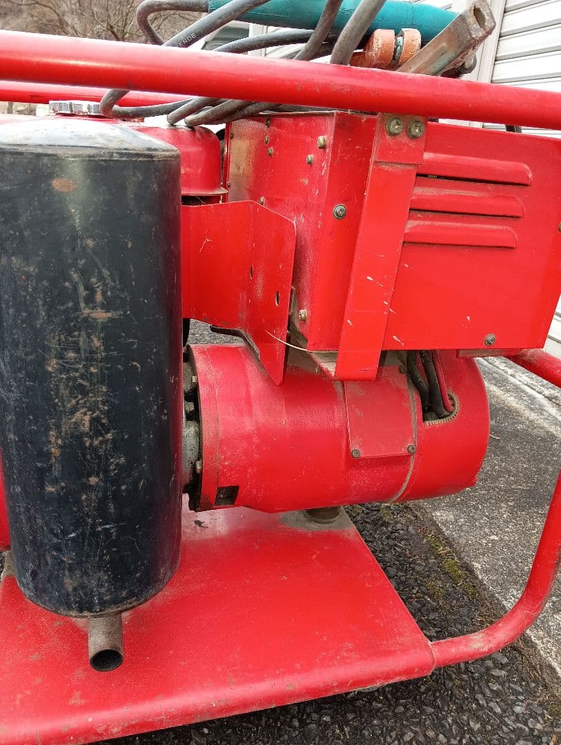 送料込　新ダイワ　実働品　エンジン発電溶接機　アクションウェルダーEW302D