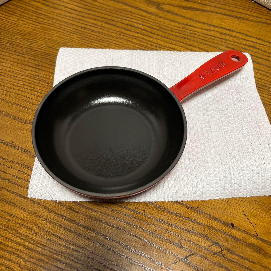 STAUB スキレット　チェリー