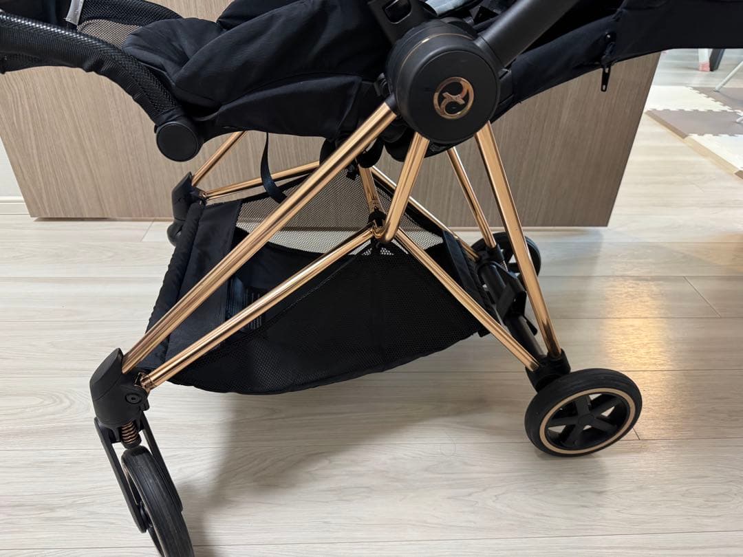 サイベックス　ミオス　ブラック　ピンクゴールドフレーム