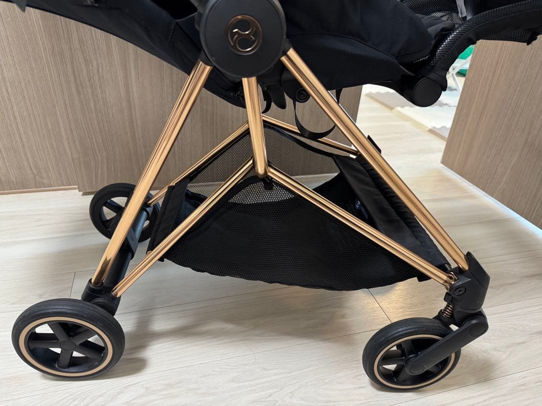 サイベックス　ミオス　ブラック　ピンクゴールドフレーム