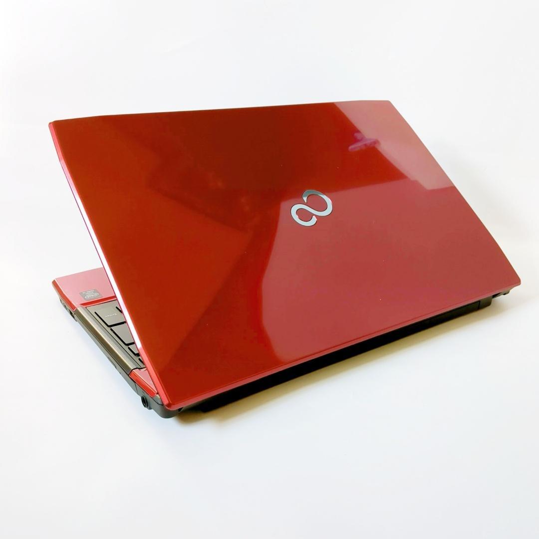 美品❣️大容量750GB✨メモリ8GB✨設定済ですぐ使えるカメラ付ノートパソコン