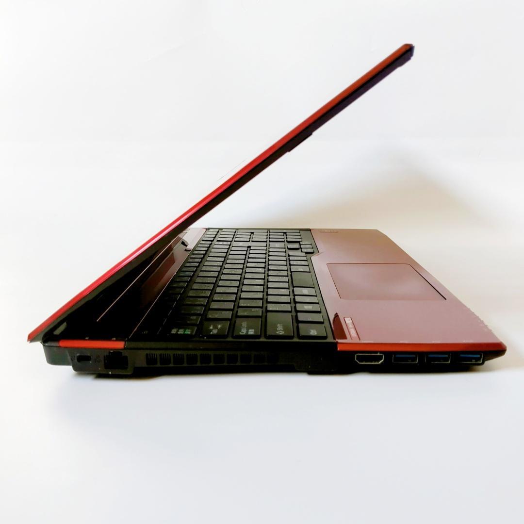 美品❣️大容量750GB✨メモリ8GB✨設定済ですぐ使えるカメラ付ノートパソコン