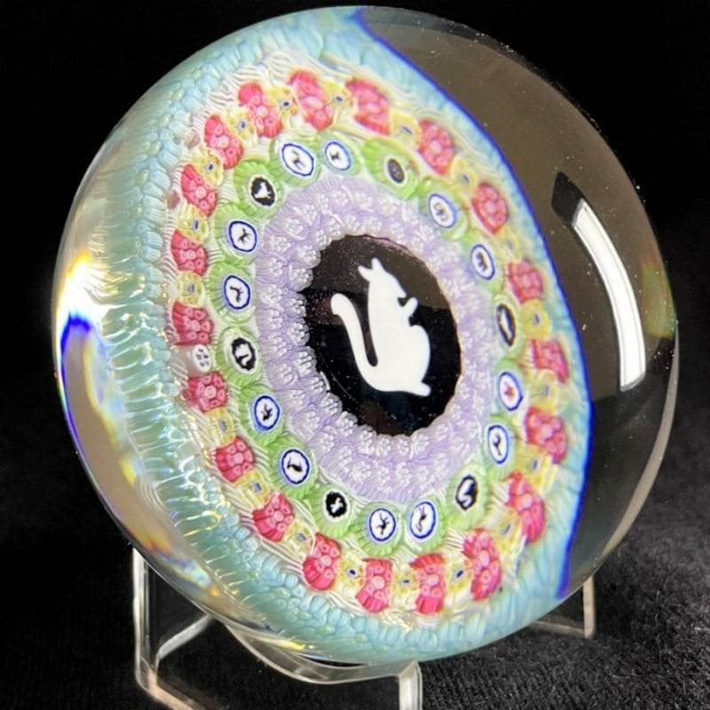 希少 1972 オールド バカラ クリスタル ペーパーウェイト（リスと千の花）