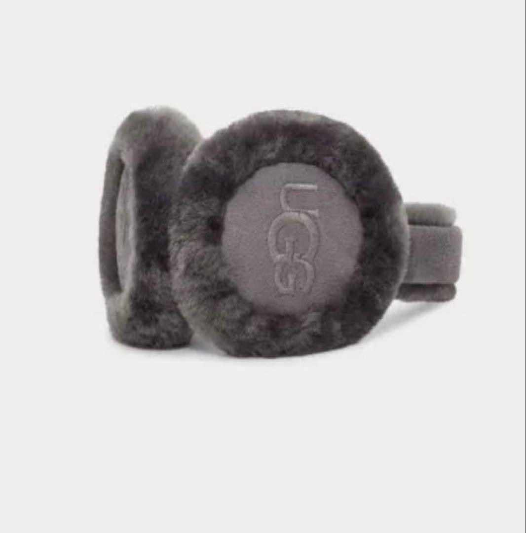 UGG イヤーマフラー　グレー