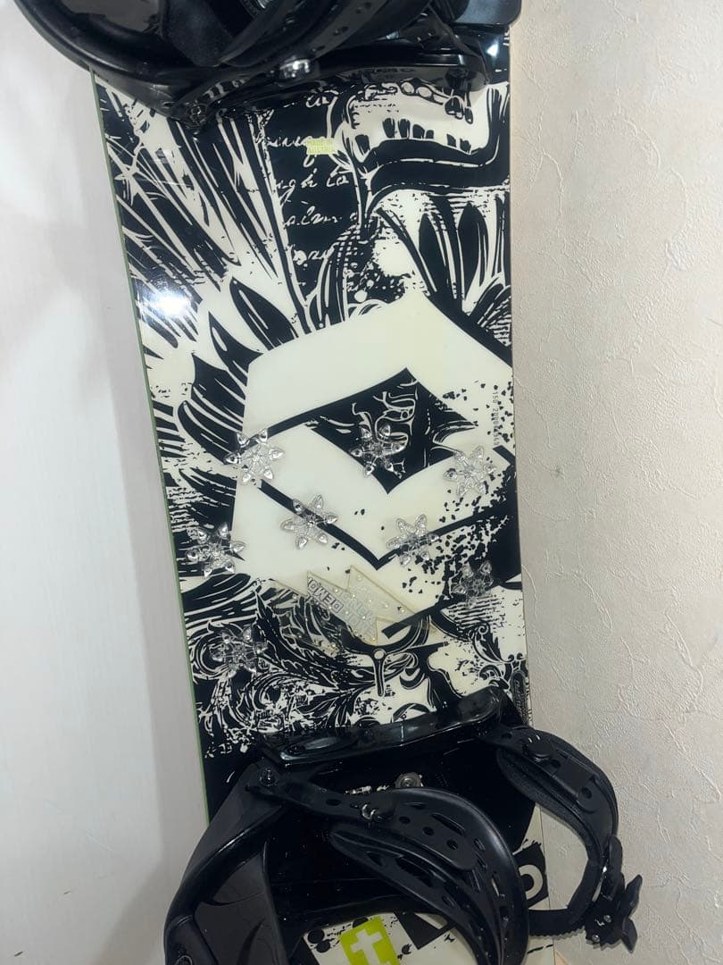 グラトリ最強定番ボードTNT ！FTWO 150cm 新品バインセット