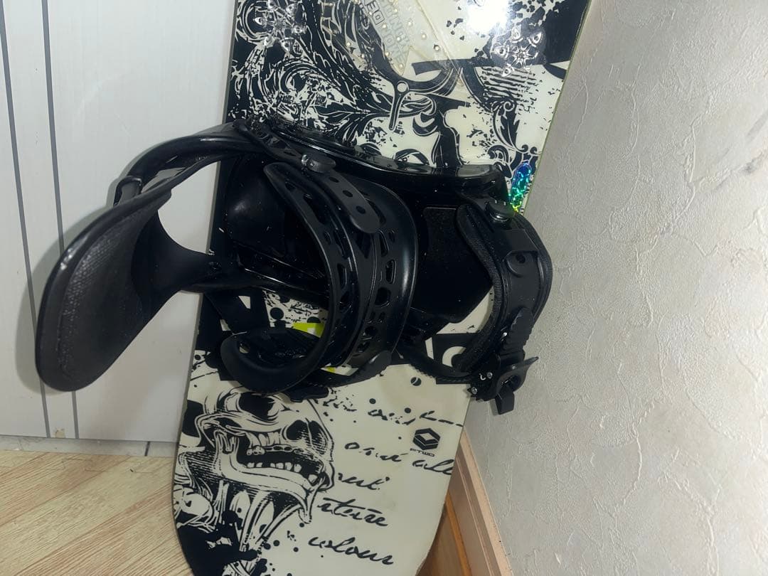 グラトリ最強定番ボードTNT ！FTWO 150cm 新品バインセット