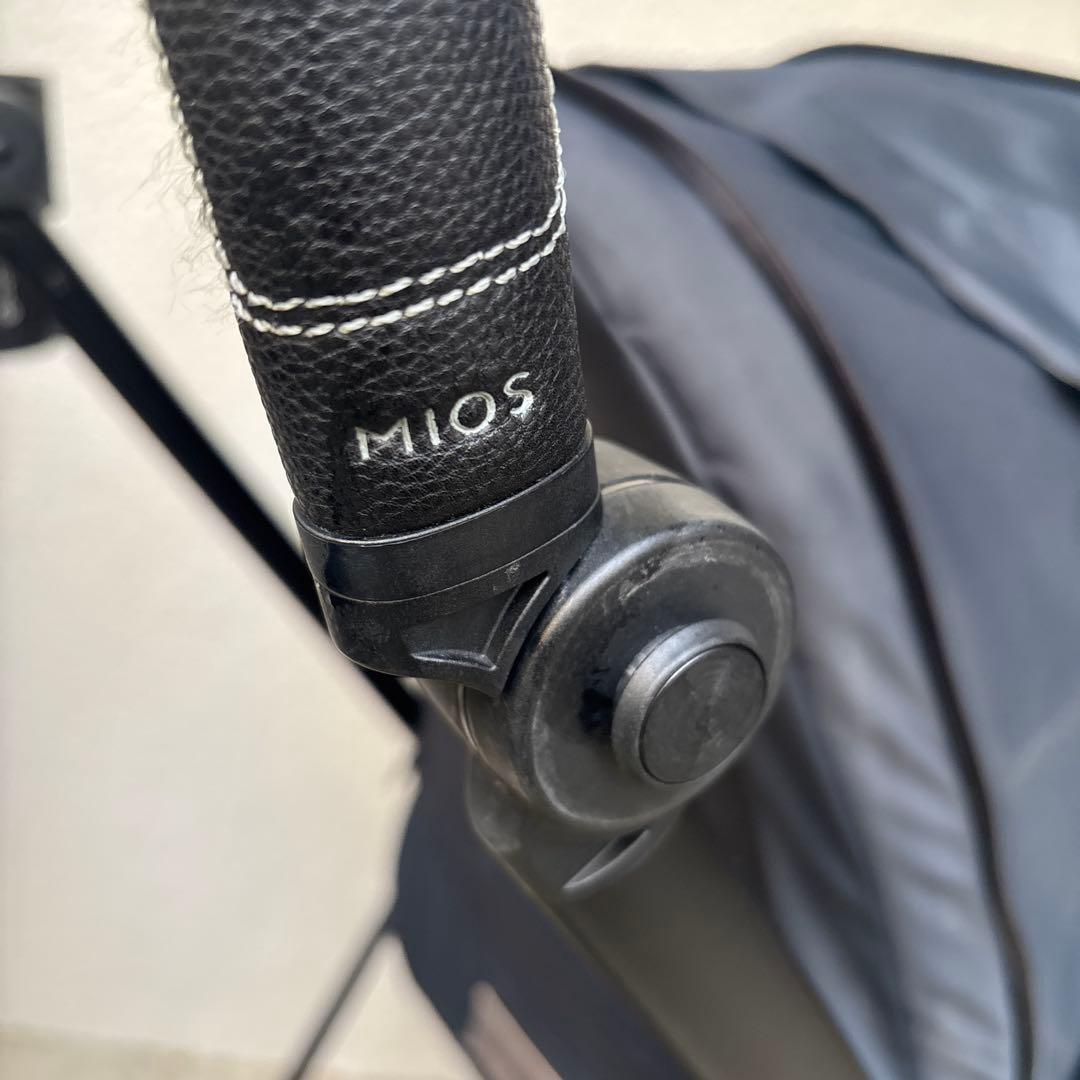 ★cubex ブラック 折りたたみベビーカー★