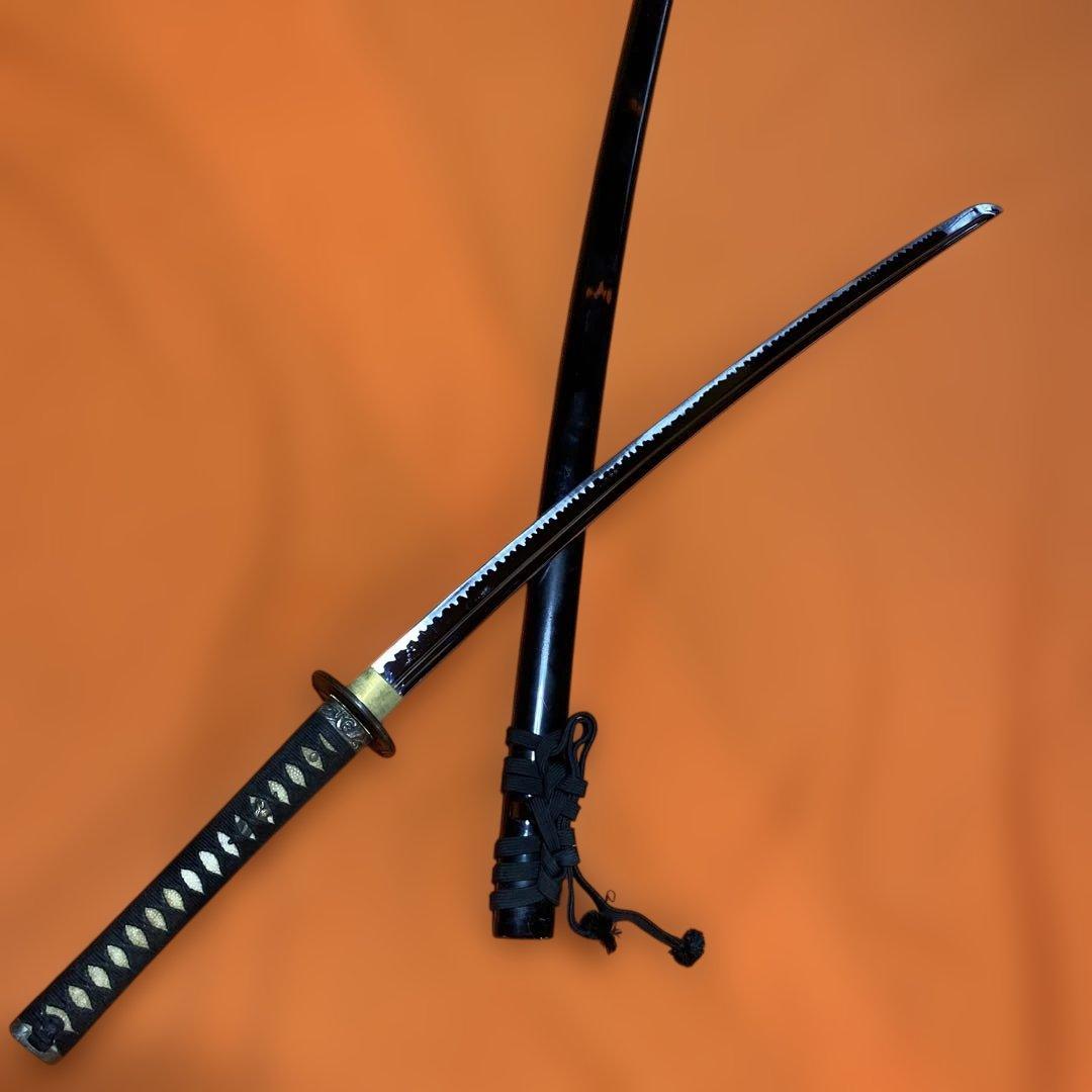 居合刀 黒柄 日出鳥木波図丸鍔 点炎黒呂鞘