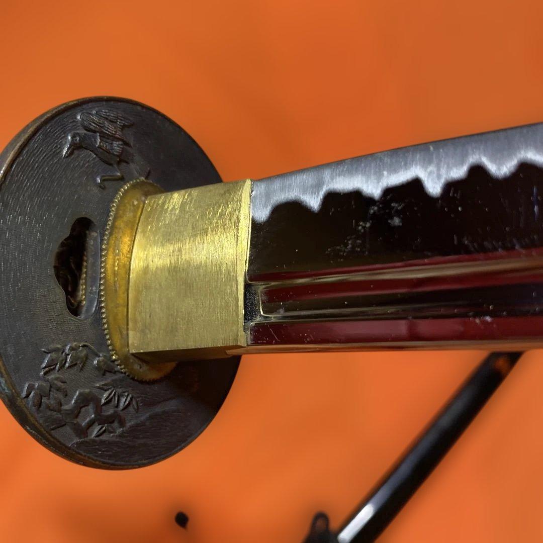 居合刀 黒柄 日出鳥木波図丸鍔 点炎黒呂鞘