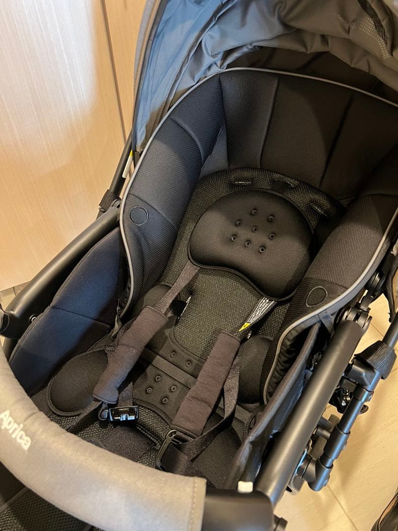 Aprica A型ベビーカー ラクーナクッションフリー AC 軽量 4輪フリー