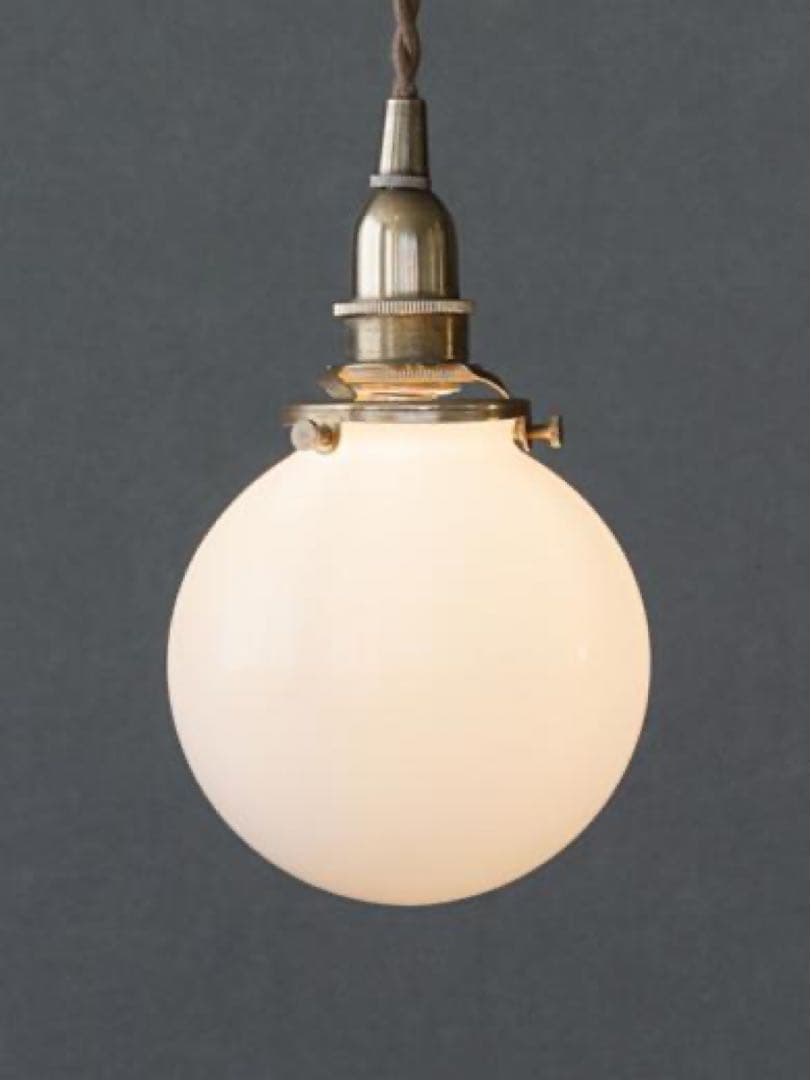 ガラス製球形ペンダントライト