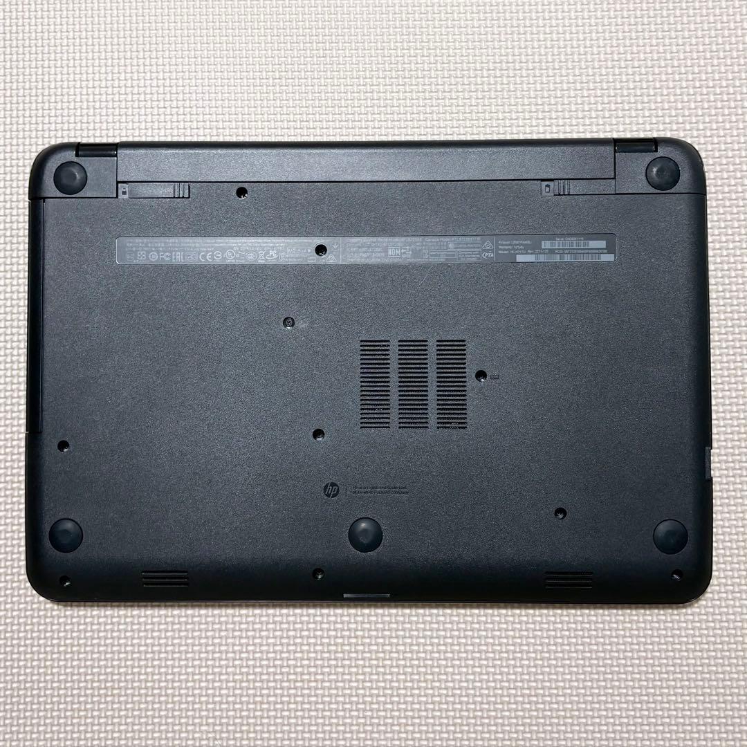 【良品】HP ノートパソコン白【8GB/新品SSD/Win11】