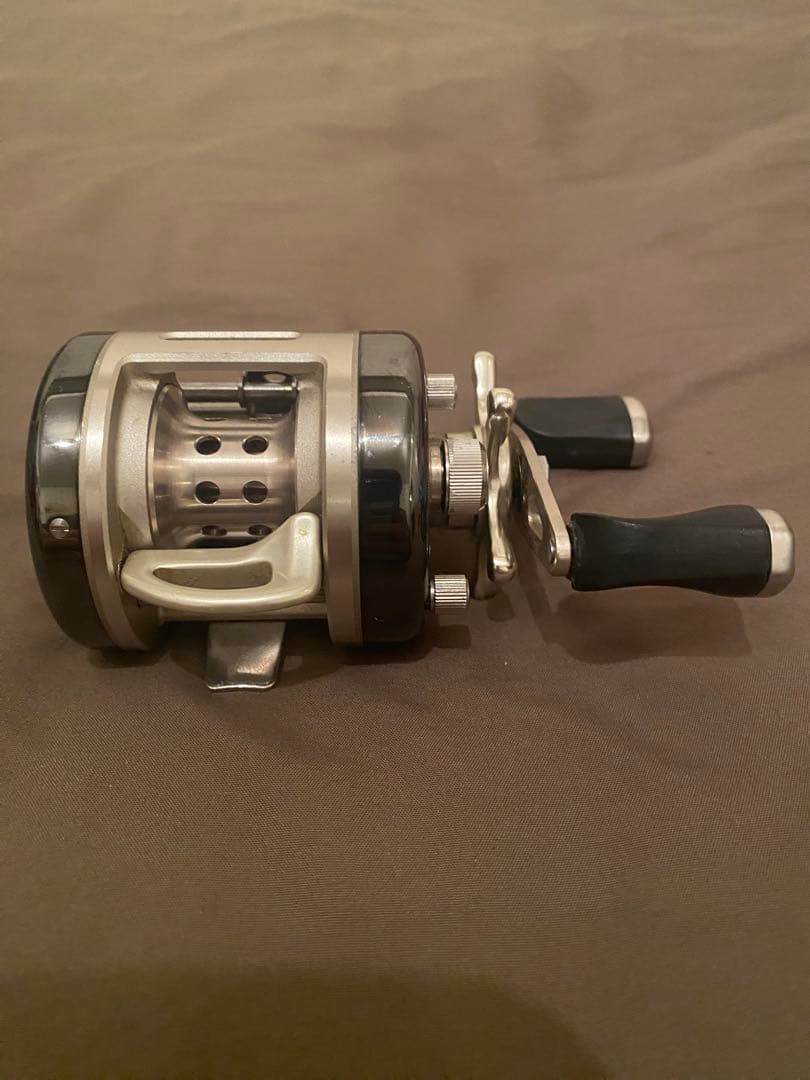 RYOBI VARIUS F300 Titanium リョービ バリウス