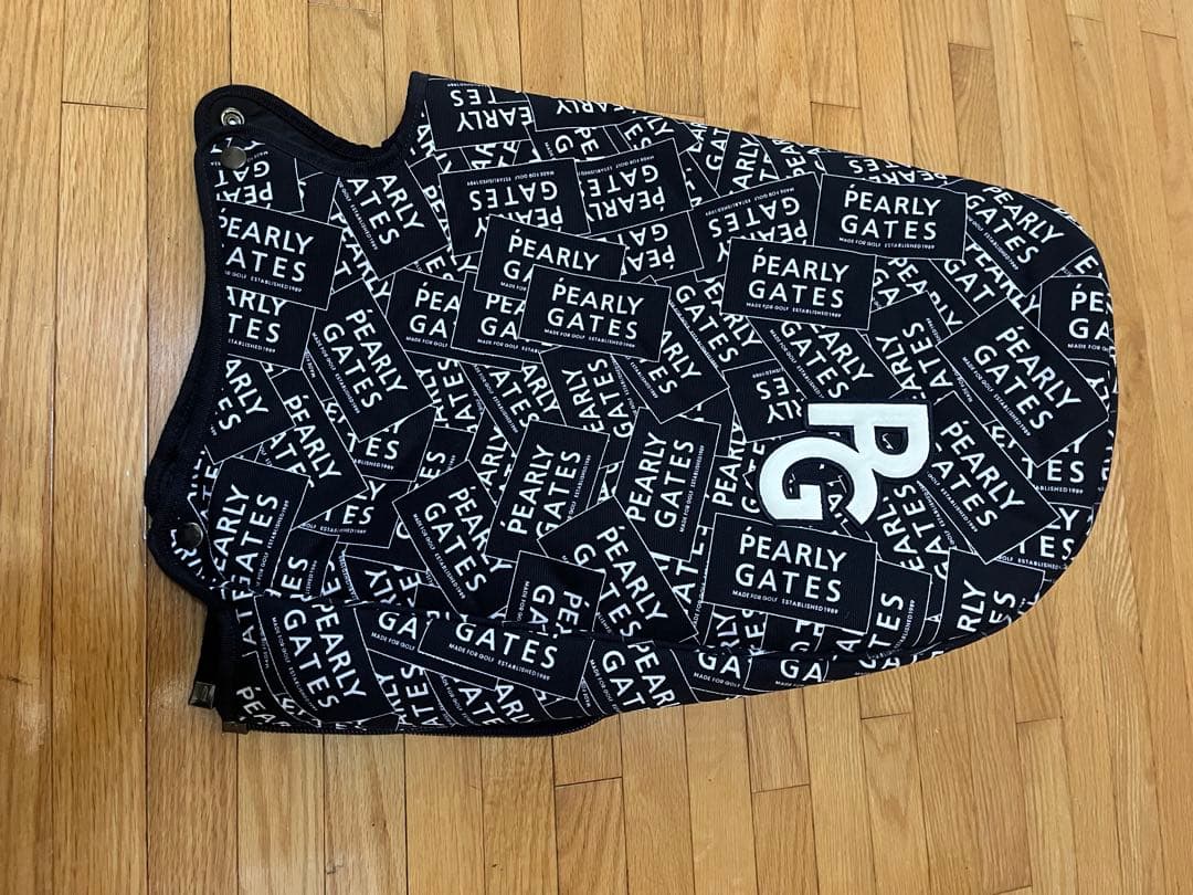 PEARLY GATES ステッカー柄フード未使用　ネイビー