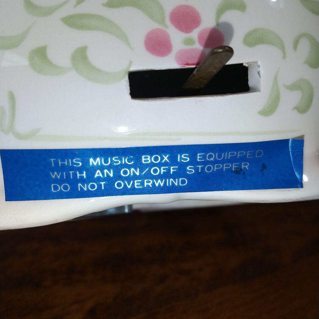 【レア】グロースターの仕立て屋 ティーポット型オルゴール \"二人でお茶を \"