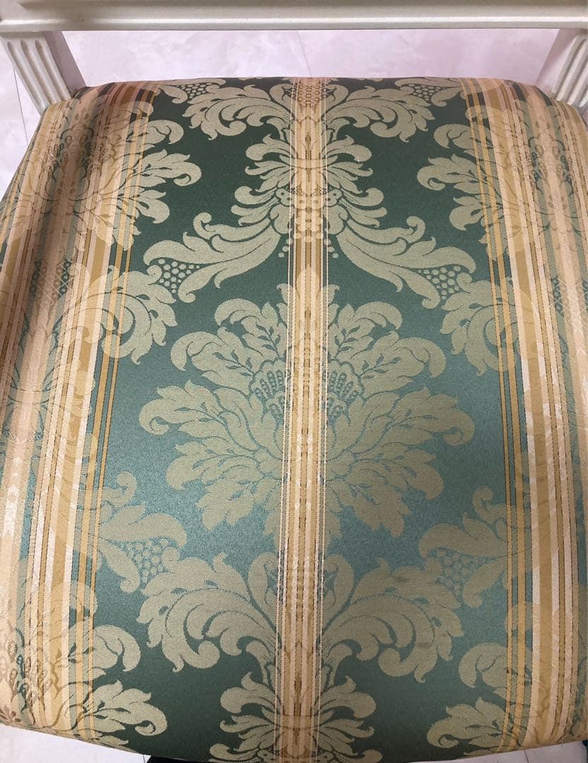 IDC大塚家具 デカペ仕上げ Bianco椅子 緑 アームチェア 一人用