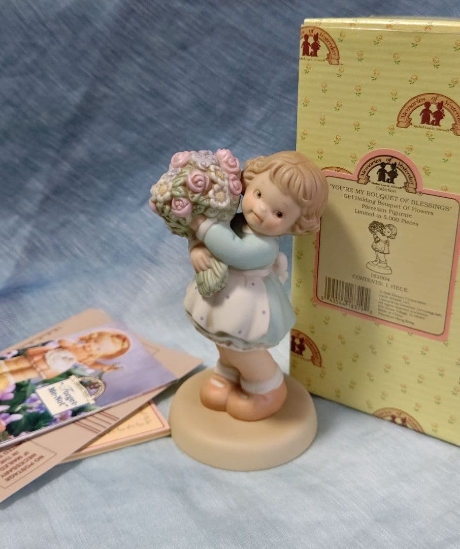 ルーシーアトウェル \" あなたは私の祝福の花束です \"超レア作品 陶器人形