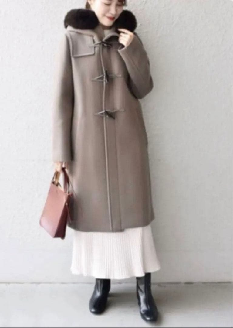 ファー付きグレーダッフルコート