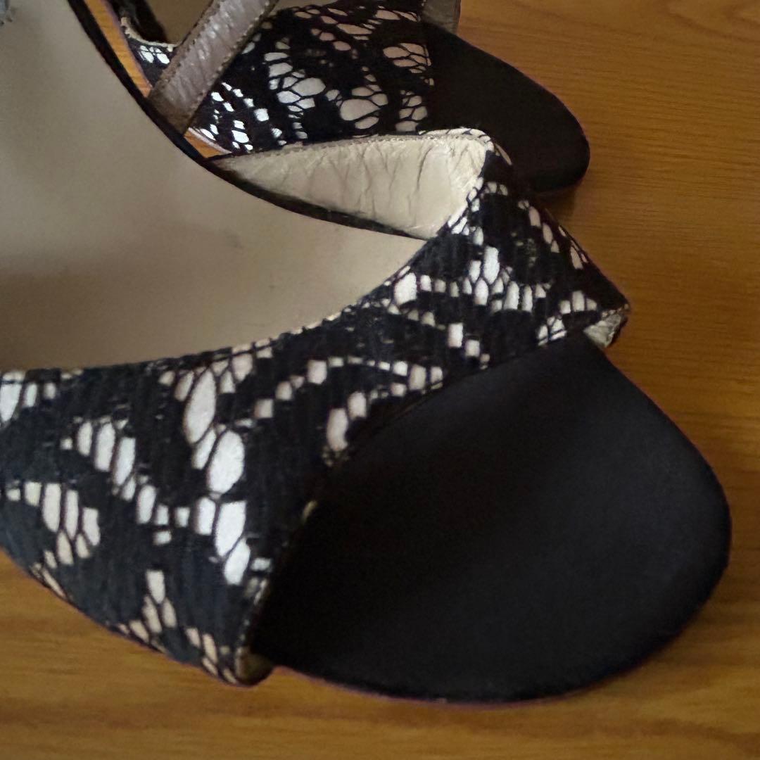 コムイルフォー アルゼンチンタンゴシューズ　オープントゥ 黒レース 38