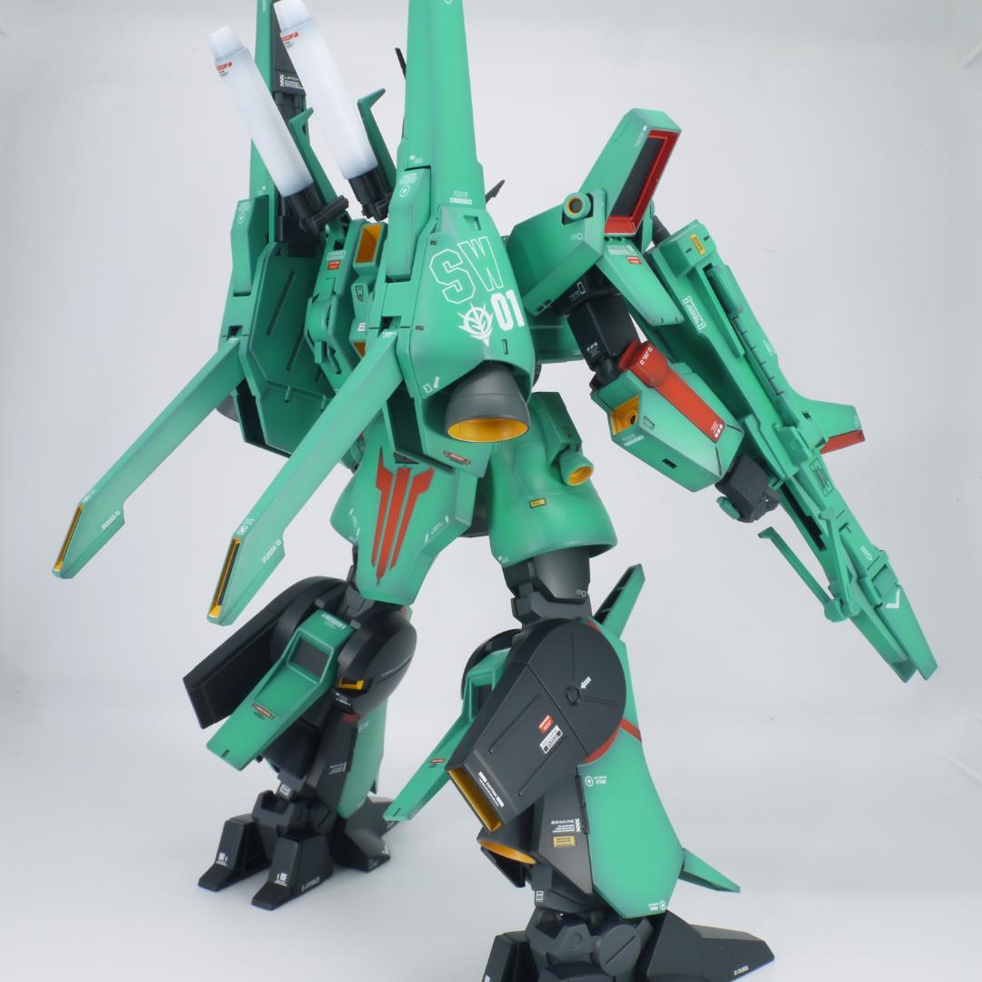 ガンプラ　HG ドーベンウルフ　全塗装　完成品