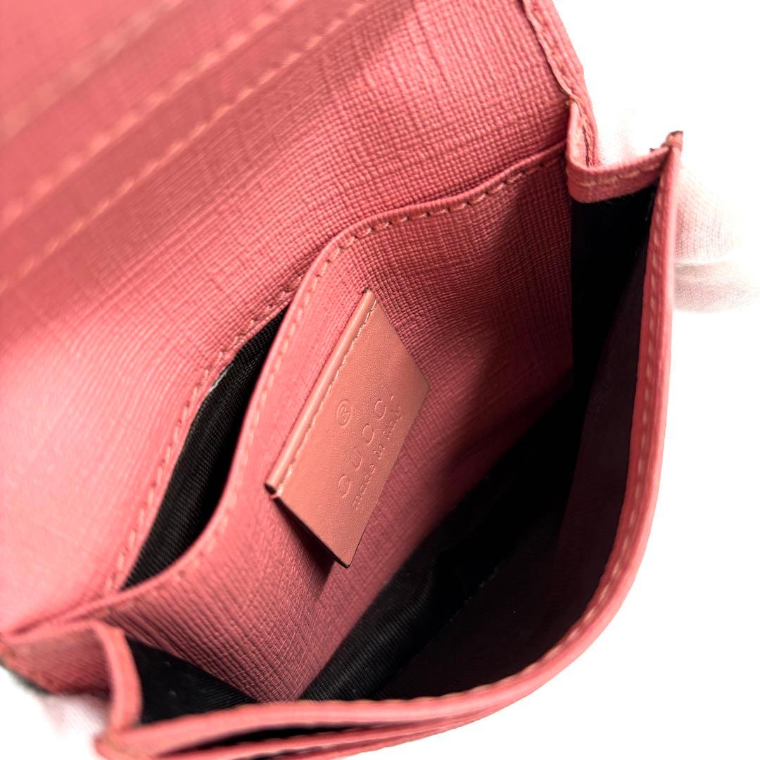 美品 グッチ 二つ折り財布 GGスプリーム 目 唇 バイカラー レディース