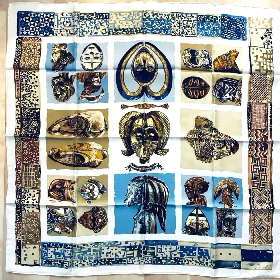 HERMES カレ90 シルクスカーフloic dubigeon