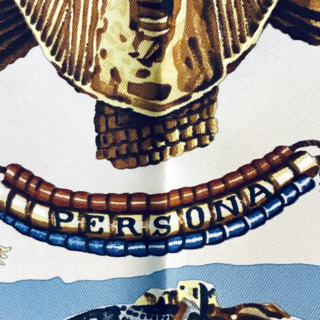 HERMES カレ90 シルクスカーフloic dubigeon