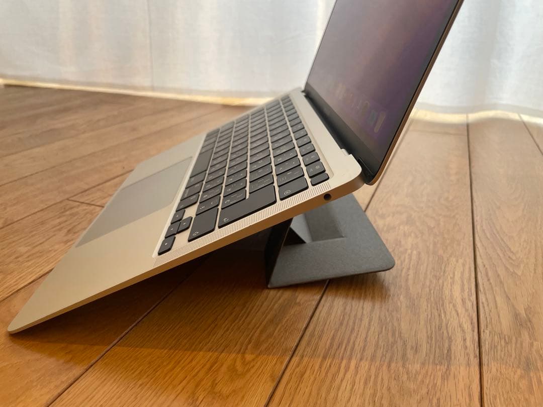 Apple MacBook Air (M1, 2020) シルバー 512gb