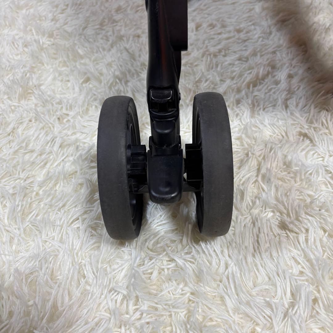 美品　アップリカ ベビーカー ラクーナクッションフリープラス　両体面　2023年