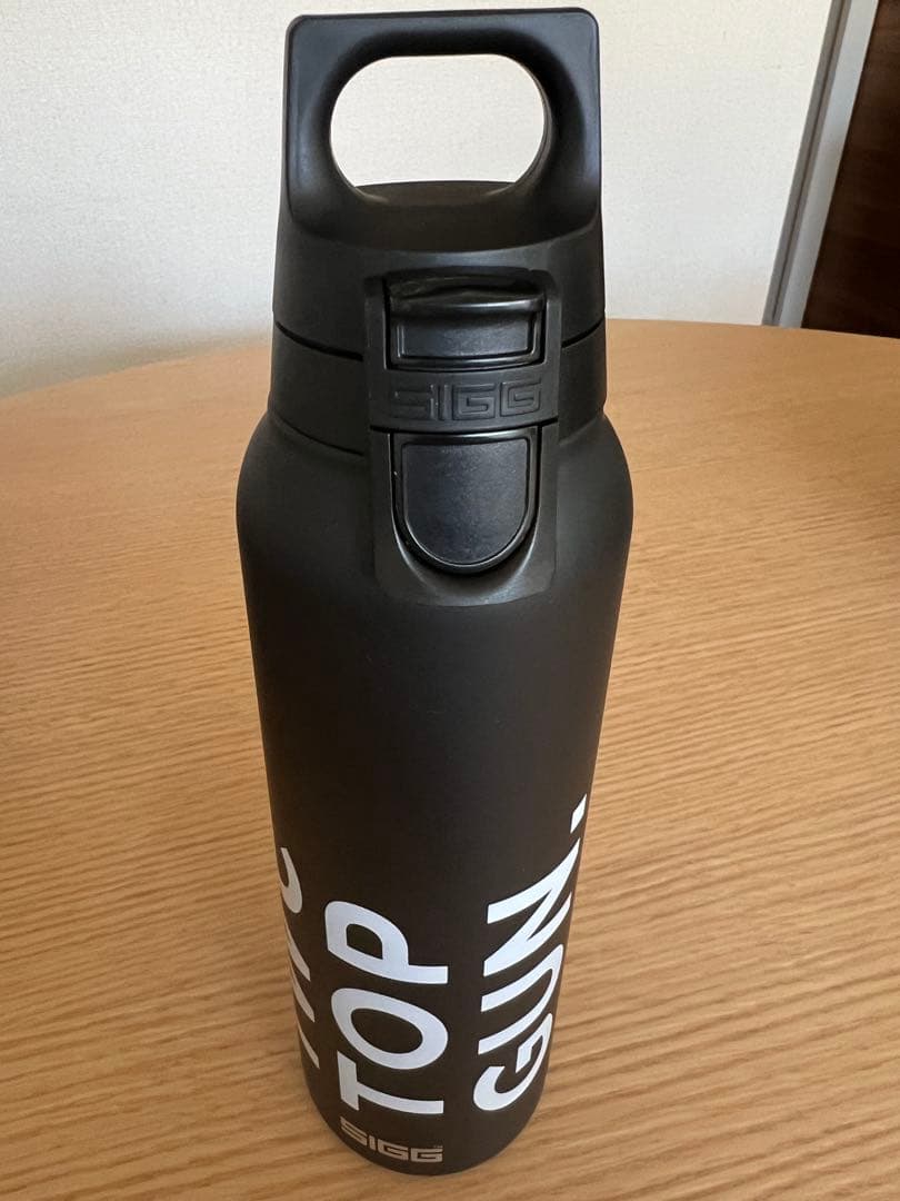 IWC SIGG THE BIG PILOT ブラック水筒　タンブラー