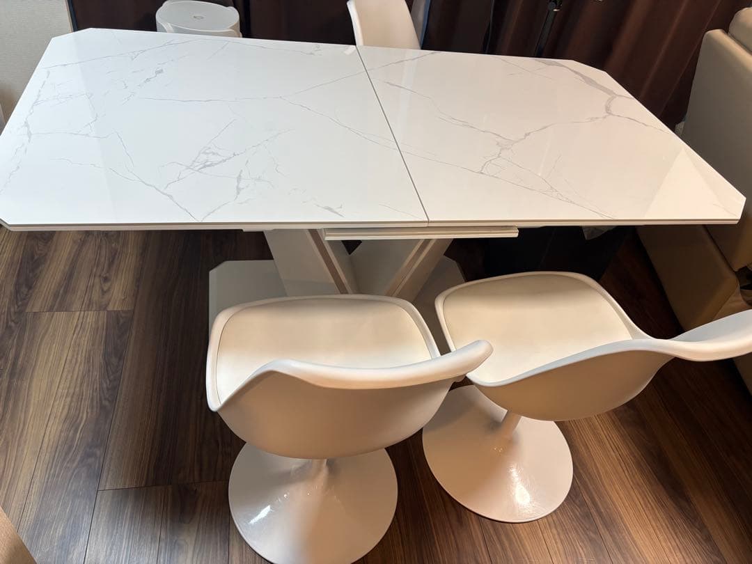 ワンタッチ延長ダイニングテーブル　セラミック　4人〜6人