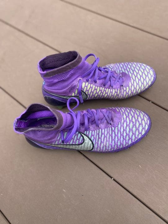 ナイキ　マジスタ オブラ　FG