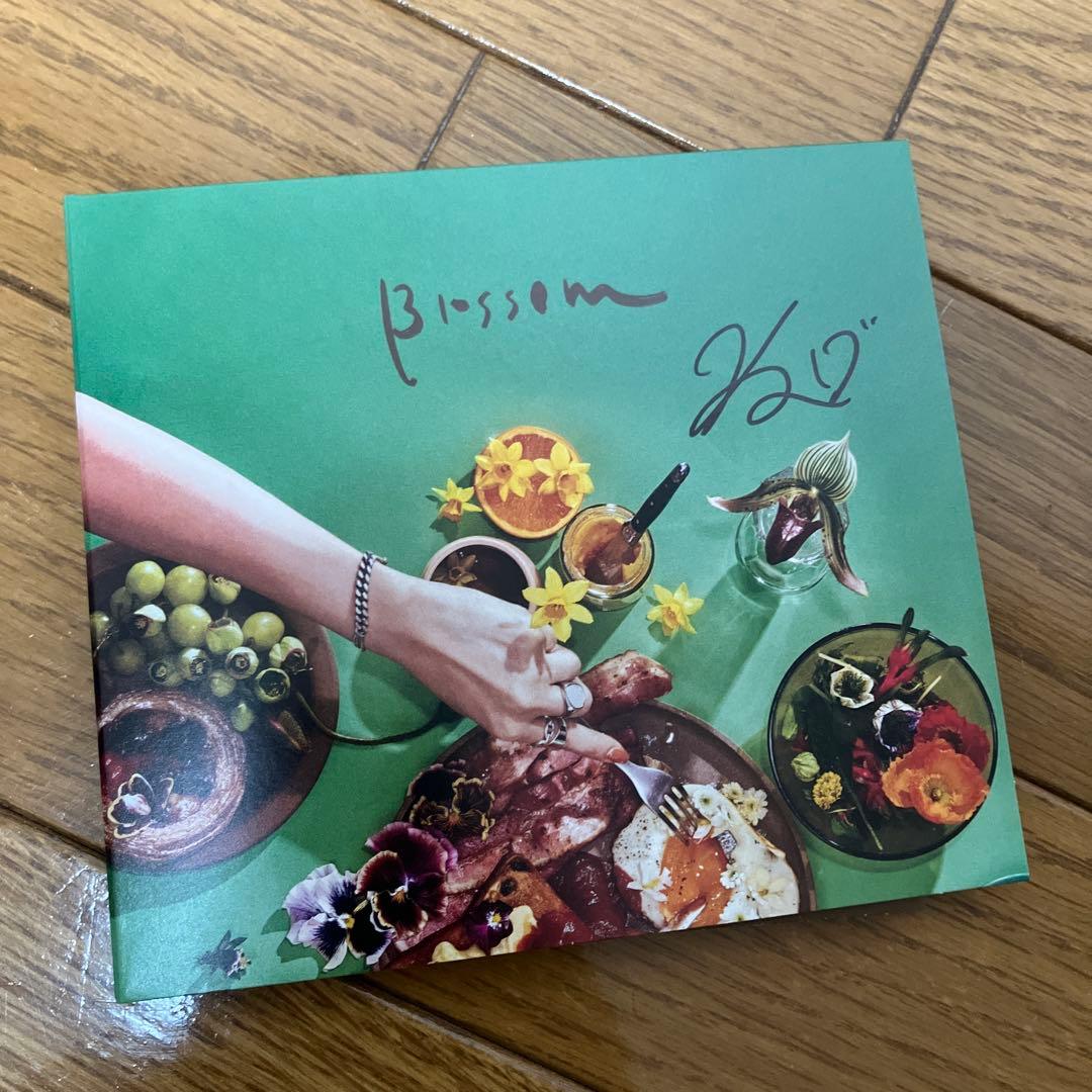 kiki vivi lily Blossom 直筆サイン入り