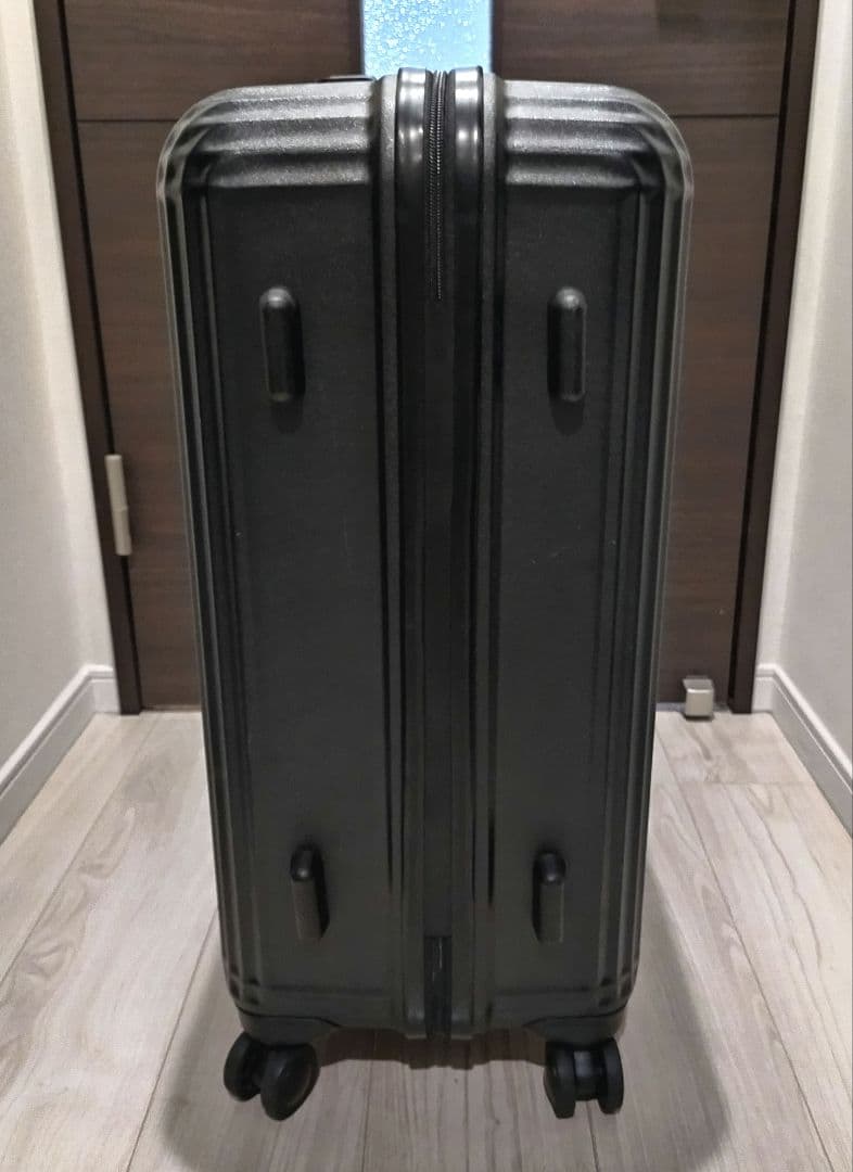 ACE×ミッキーマウス　キャリーケース 81L 　ブラック　TSAダイヤルロック