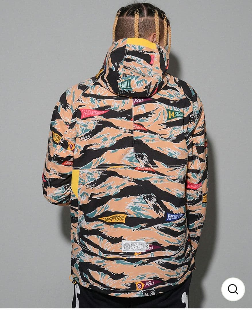 新品　定価62,700円　4サイズ（M）ラッセルノ　ジップアップフードジャケット