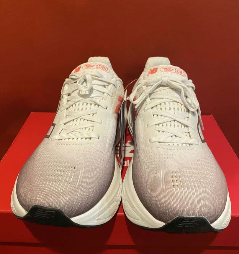 ニューバランス1080 【26.5】未使用