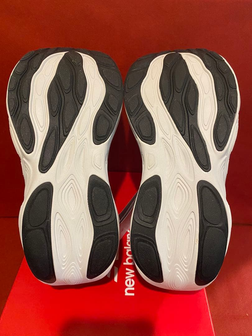 ニューバランス1080 【26.5】未使用
