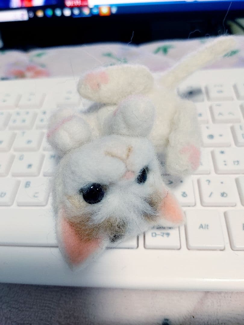 羊毛フェルト　猫　子猫