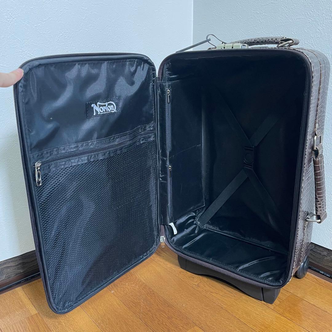 【美品】NORTON キャリーケース　クロコ型押しデザイン