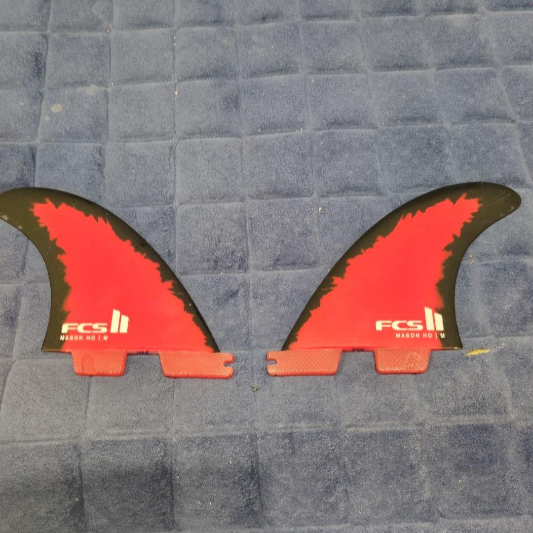 FCS II Mason Ho サーフボードフィン 赤黒