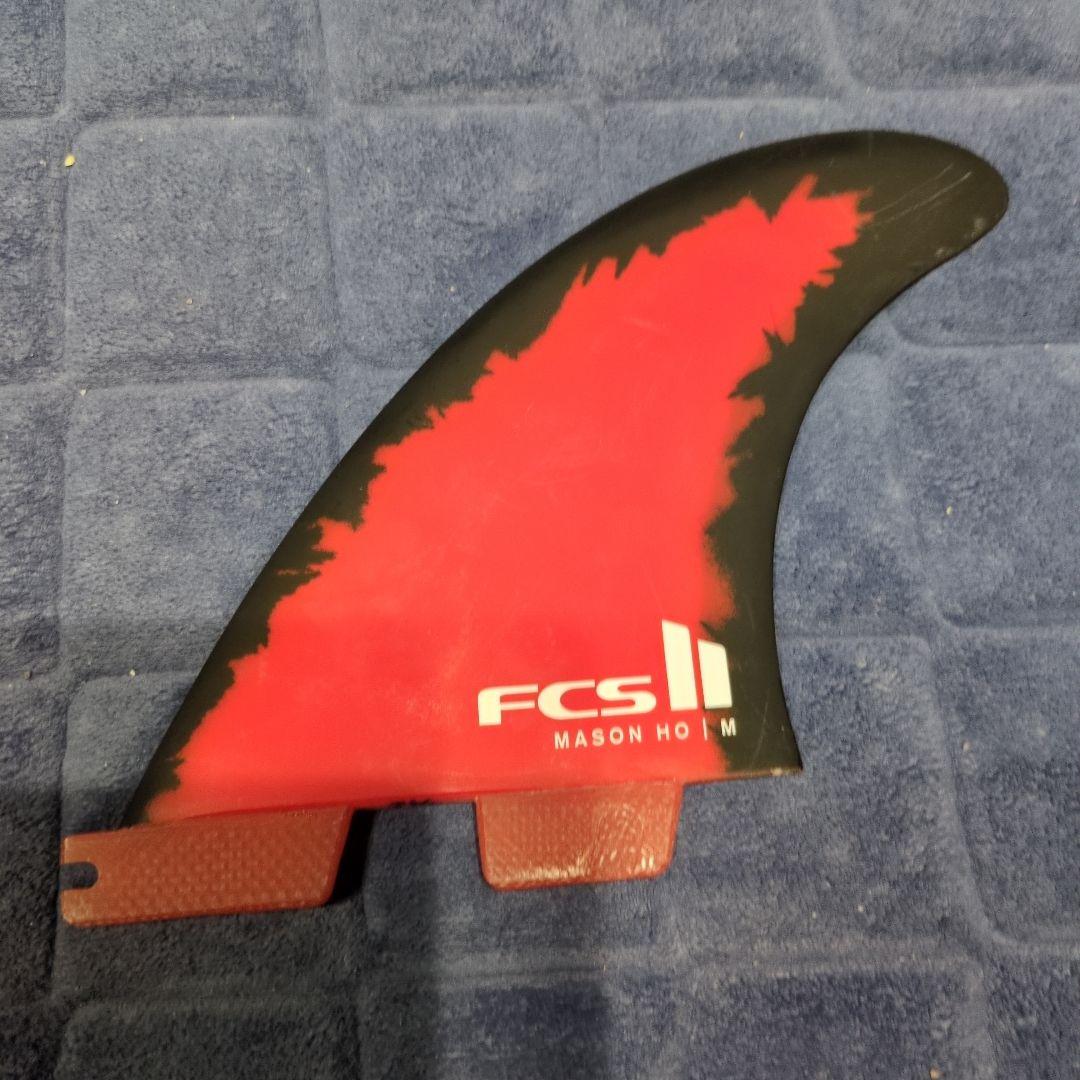 FCS II Mason Ho サーフボードフィン 赤黒