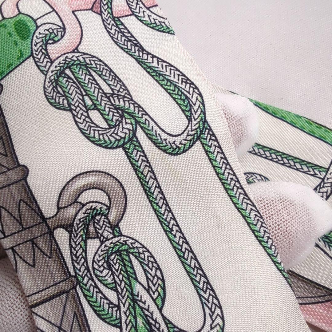 【良品】HERMES エルメス ツイリー レッド ホワイト