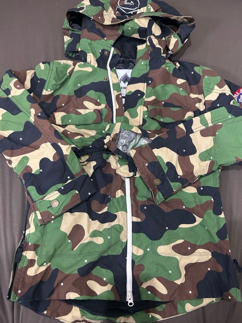 【値下げ★】エックスガール BURTON Xgirl スノボウェア スキー 迷彩