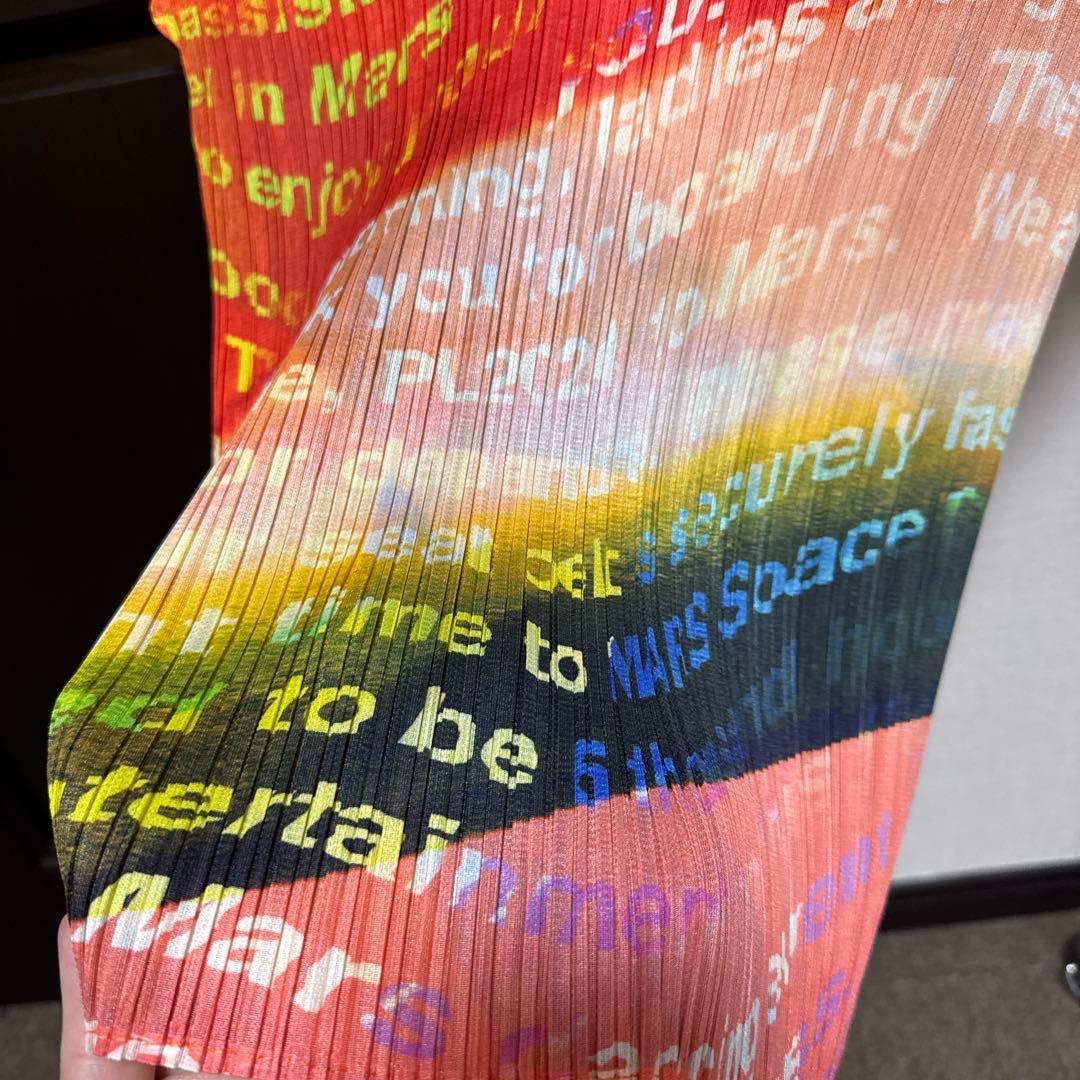 プリーツプリーズ　トップス